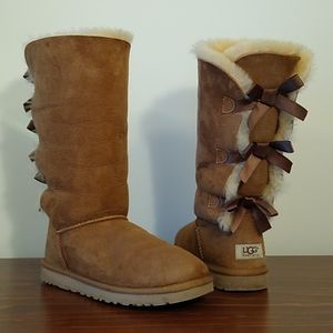 UGG • Bailey Bow Tall Boots in Chestnut • Women's Size 8